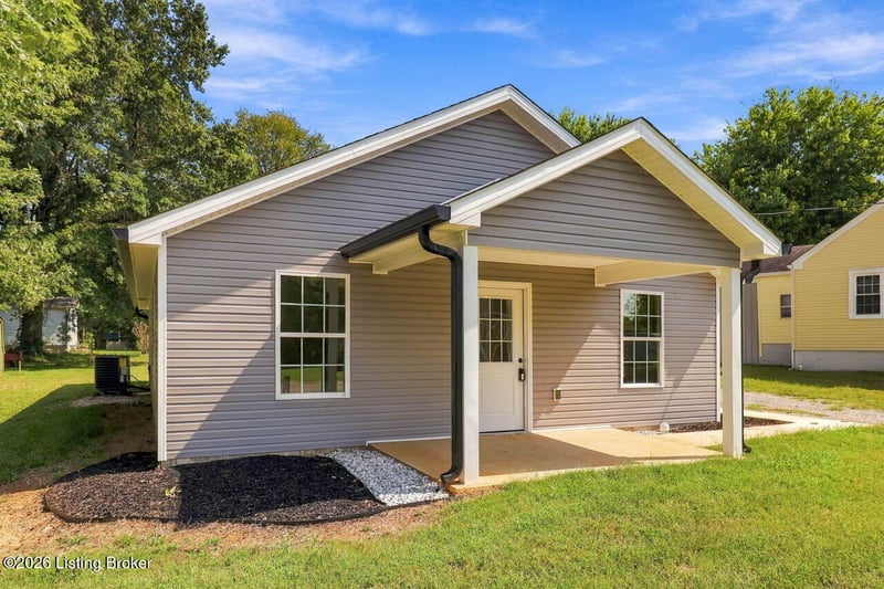 321 S Greensburg St, Hodgenville, KY 42748