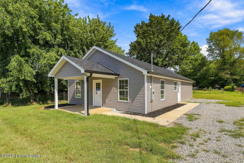321 S Greensburg St, Hodgenville, KY 42748