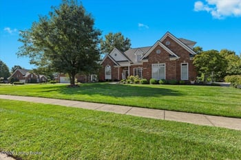 3211 Deer Pointe Pl, Prospect, KY 40059