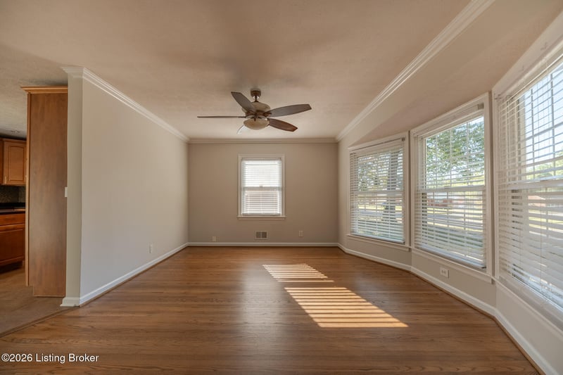 3211 Radiance Rd, Louisville, KY 40220