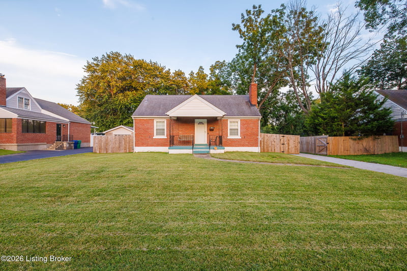3211 Verna Rd, Louisville, KY 40216