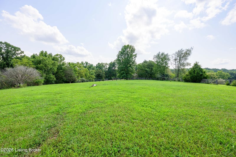 3212 Old Sligo Rd, La Grange, KY 40031