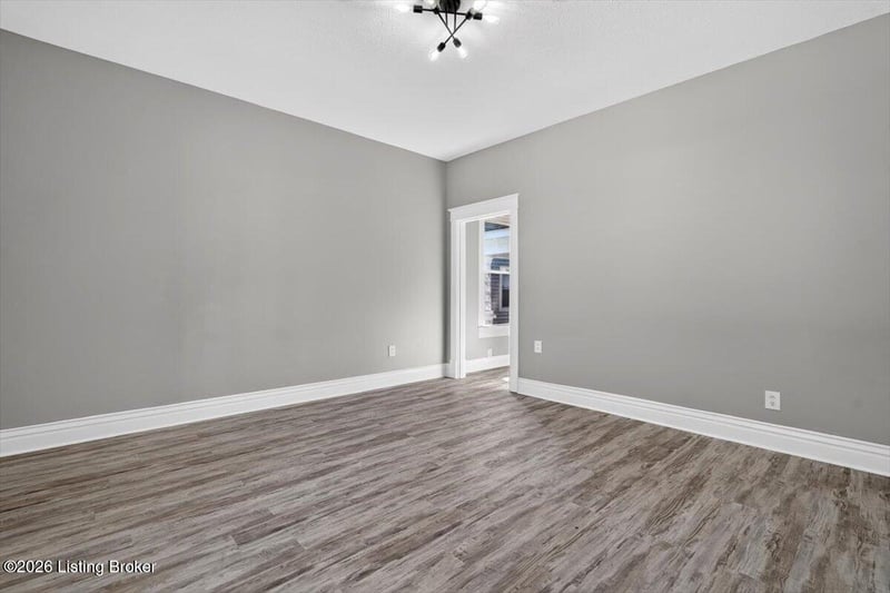 3212 W Kentucky St, Louisville, KY 40211
