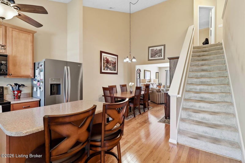 3213 Stony Farm Dr, Louisville, KY 40299