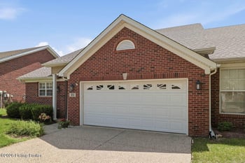 3213 Stony Farm Dr, Louisville, KY 40299