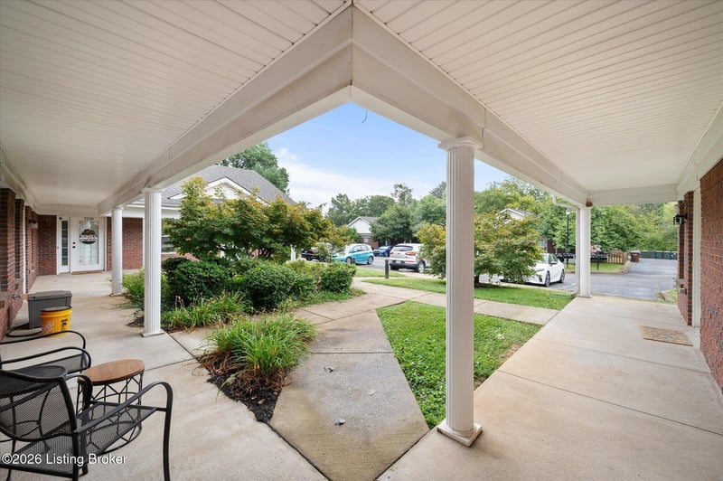 3214 Cheval Way, Jeffersontown, KY 40299