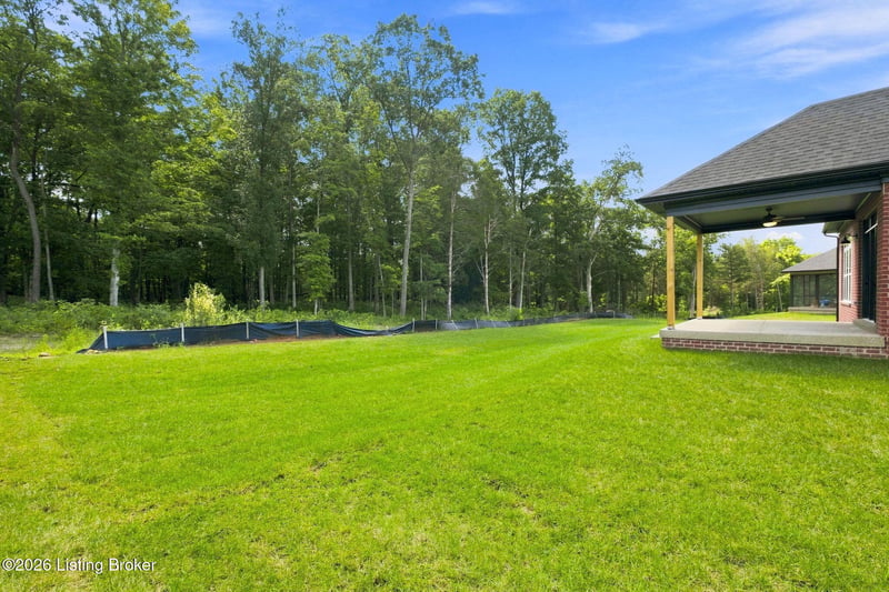3215 Blasting Rock Dr, La Grange, KY 40031