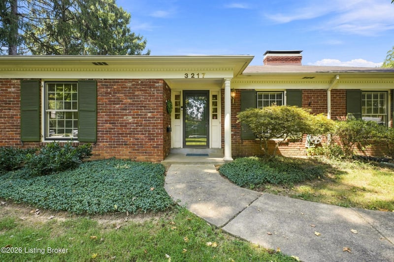 3217 Dundee Rd, Louisville, KY 40205