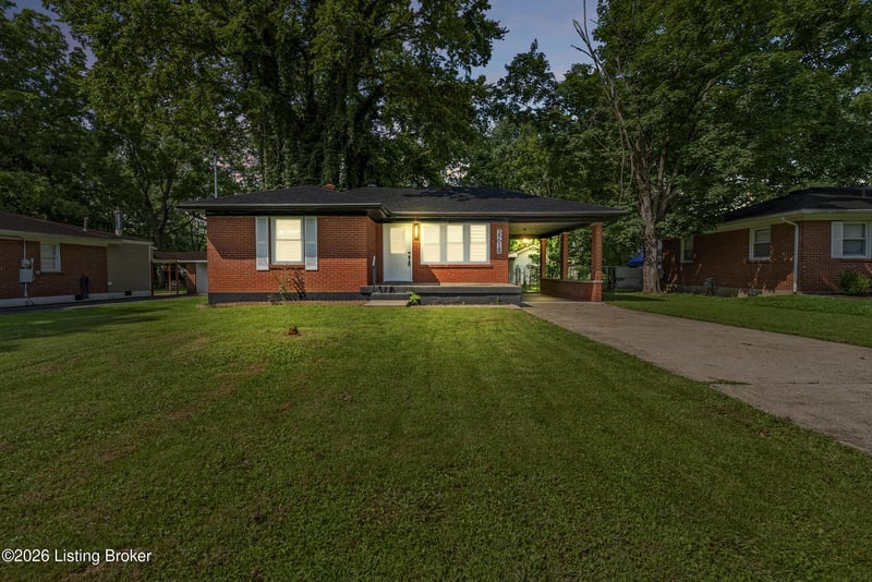 3218 Bridwell Dr, Louisville, KY 40216
