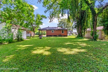3218 Bridwell Dr, Louisville, KY 40216