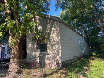 322 N 30th St, Louisville, KY 40212