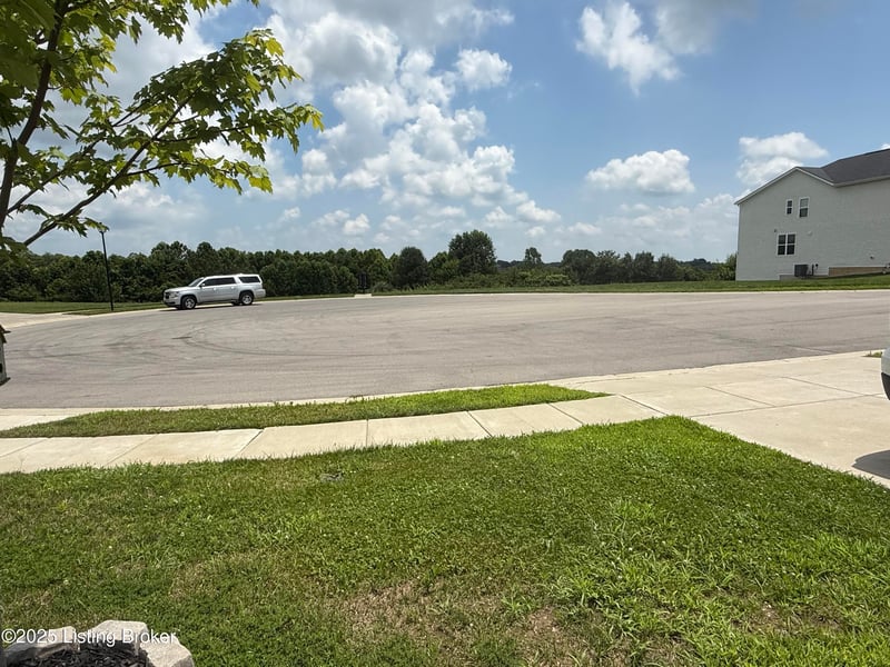 322 Vildana Ct, Shelbyville, KY 40065