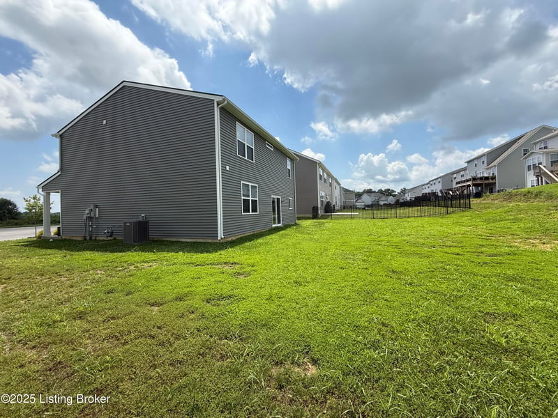 322 Vildana Ct, Shelbyville, KY 40065