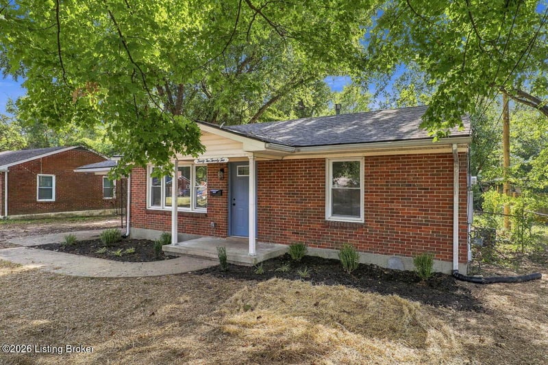 3222 Donald Dr, Louisville, KY 40216
