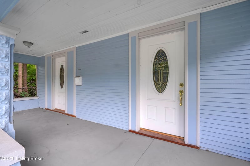 3222 W Market St, Louisville, KY 40212