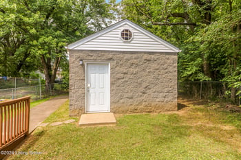 3223 Herman St, Louisville, KY 40212