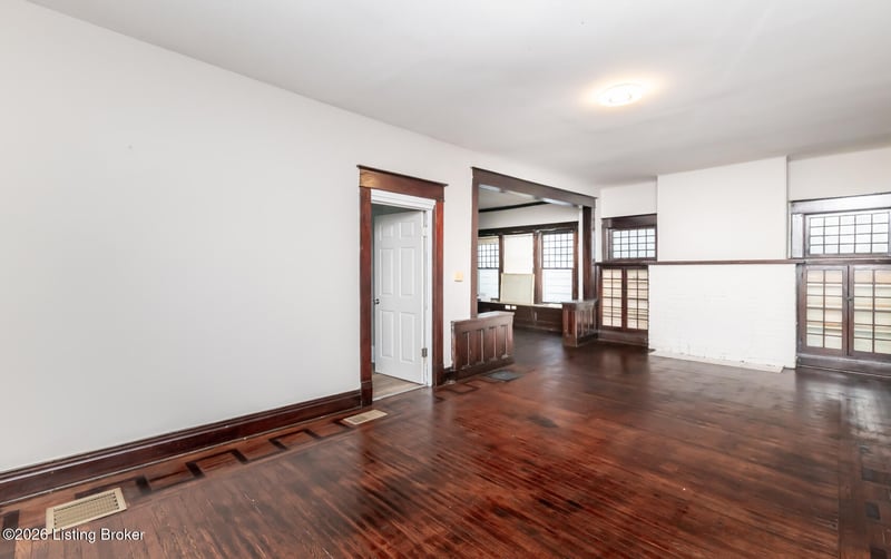 3223 Virginia Ave, Louisville, KY 40211