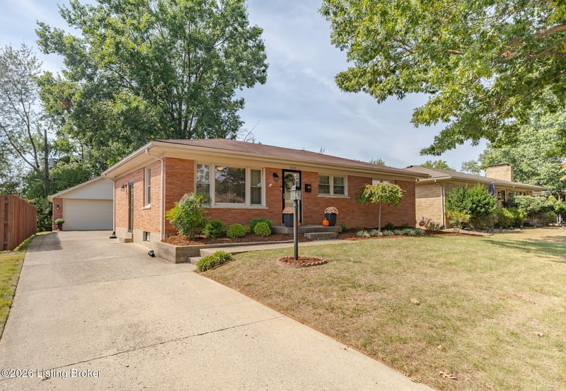 3232 Cawein Way, Louisville, KY 40220