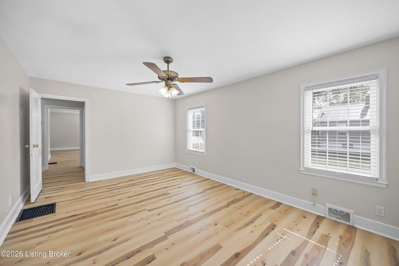 3237 Taylor Blvd, Louisville, KY 40215
