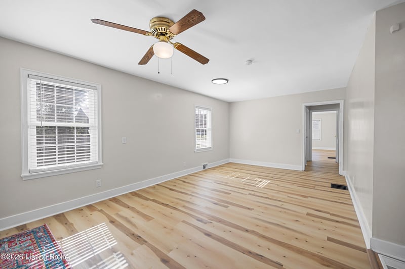 3237 Taylor Blvd, Louisville, KY 40215