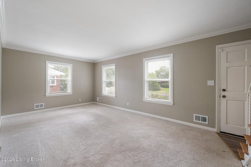 3241 Radiance Rd, Louisville, KY 40220