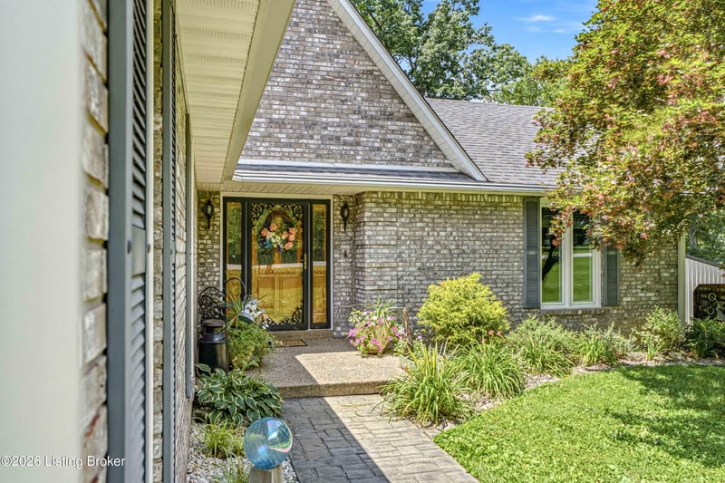 325 Quail Run Rd, Brandenburg, KY 40108