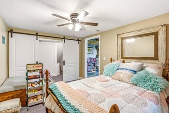 325 Quail Run Rd, Brandenburg, KY 40108