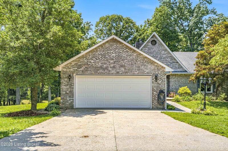 325 Quail Run Rd, Brandenburg, KY 40108