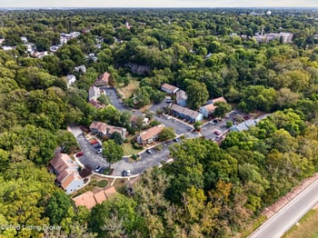 328 Crescent Springs Dr, Louisville, KY 40206
