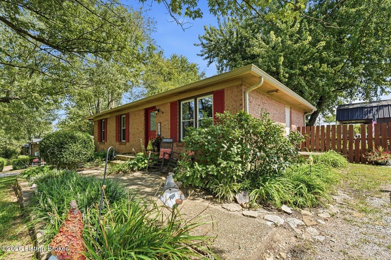 3296 Lake Jericho Rd, Smithfield, KY 40068