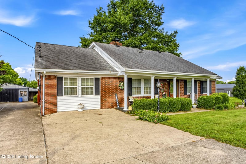 3299 Castle Hwy, Pleasureville, KY 40057