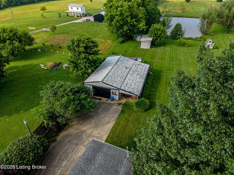 3299 Castle Hwy, Pleasureville, KY 40057