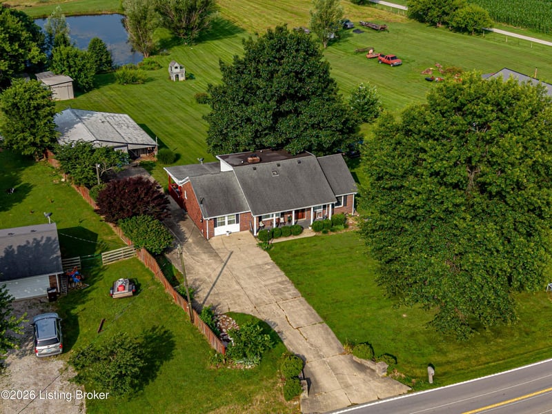 3299 Castle Hwy, Pleasureville, KY 40057