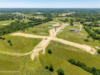33 Barnwood Ln, Smithfield, KY 40068