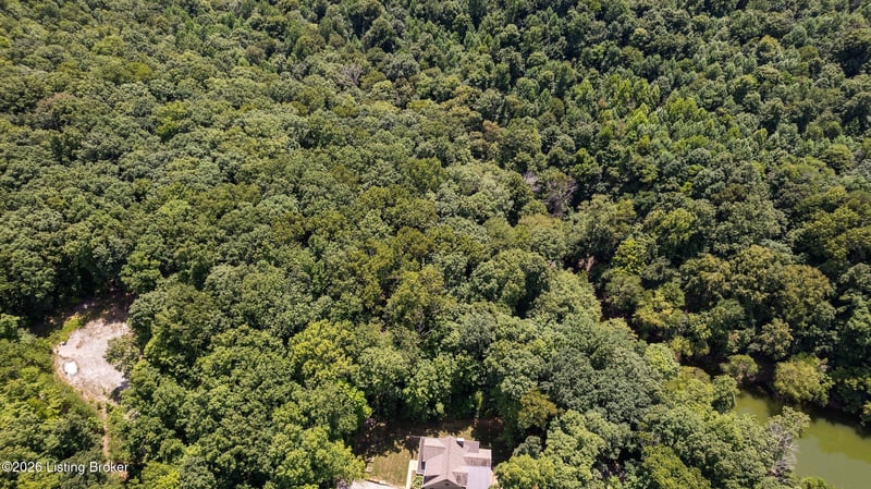 33 Florman Ct, Mammoth Cave, KY 42259