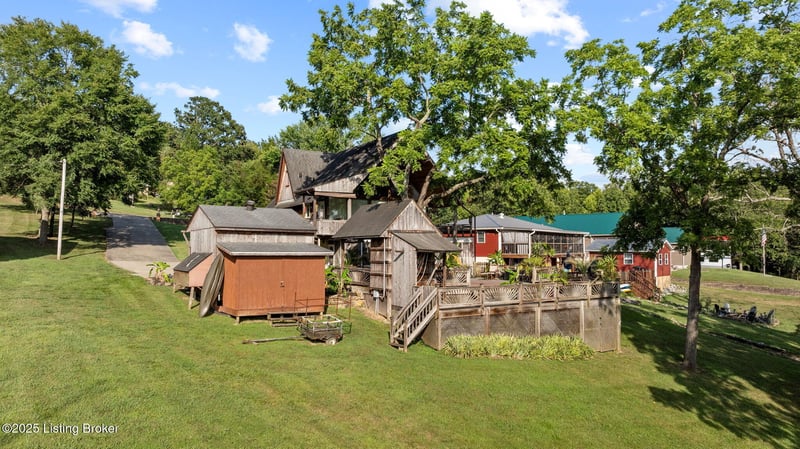 33 Lower Ridgecrest Dr, Clarkson, KY 42726