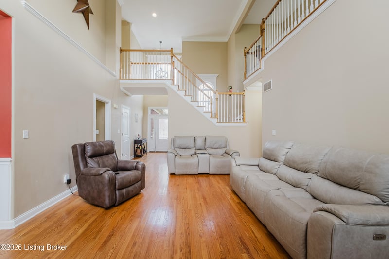 33 River Heights Blvd, Taylorsville, KY 40071