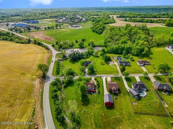 33 River Heights Blvd, Taylorsville, KY 40071