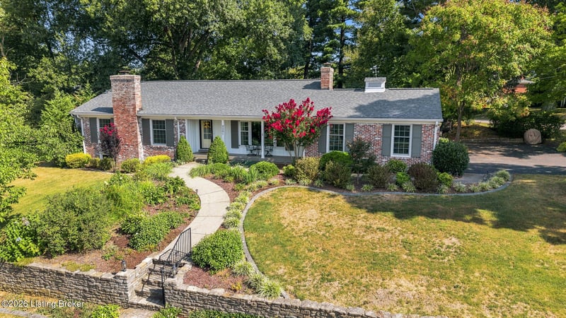 3301 Springcrest Dr, Louisville, KY 40241