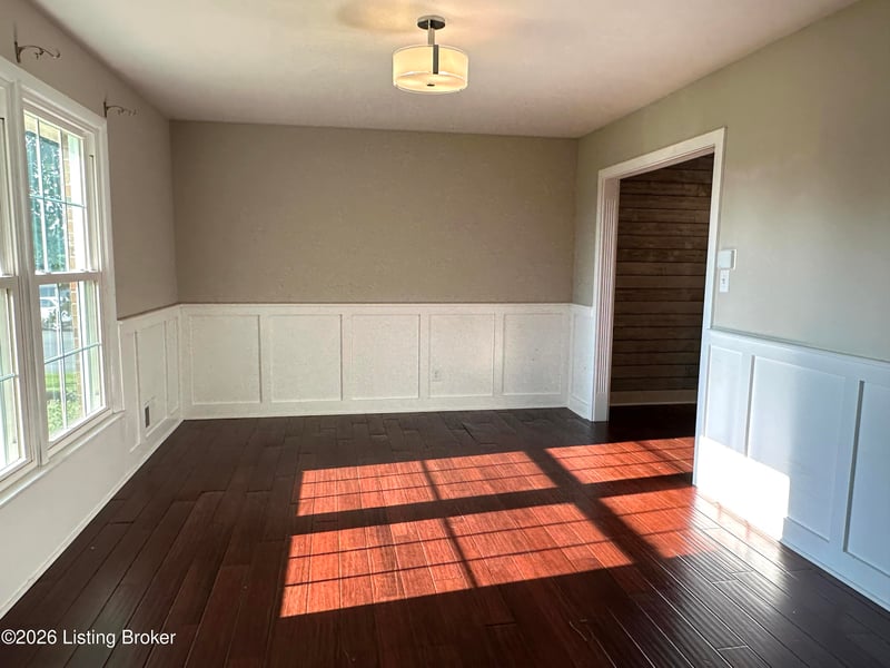 3301 Stony Brook Dr, Jeffersontown, KY 40299
