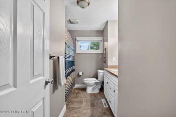 3302 Norwood Dr, New Albany, IN 47150