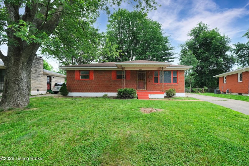 3307 Quinton Dr, Louisville, KY 40216