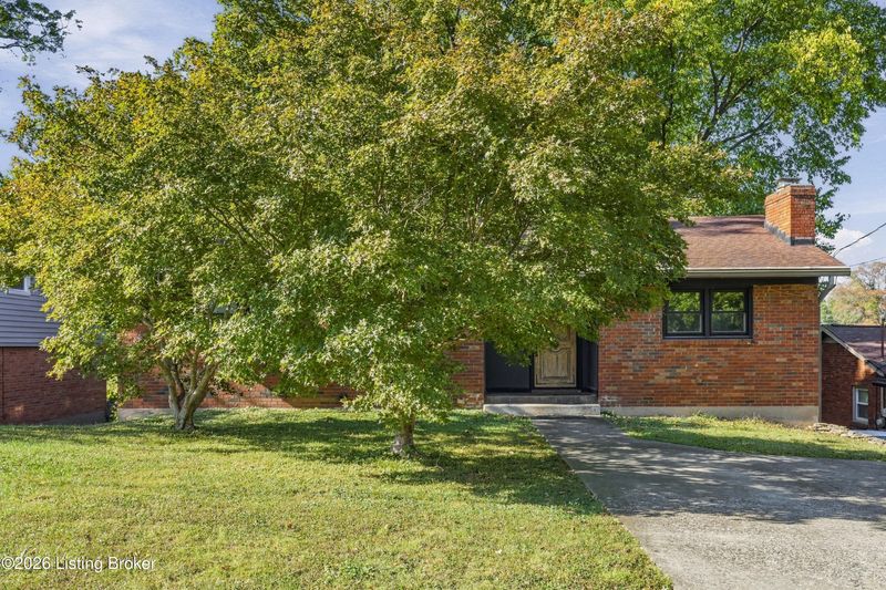3308 Breaux Dr, Louisville, KY 40220