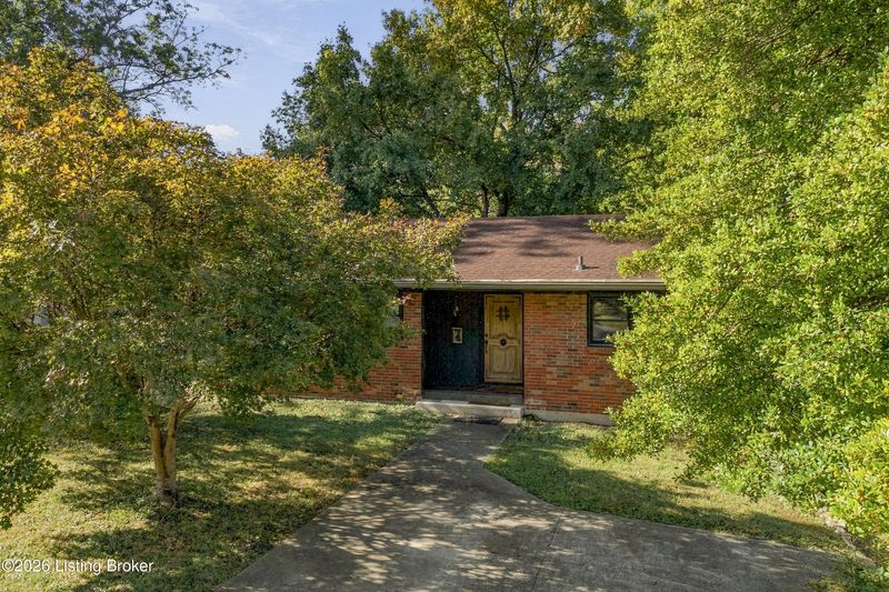 3308 Breaux Dr, Louisville, KY 40220