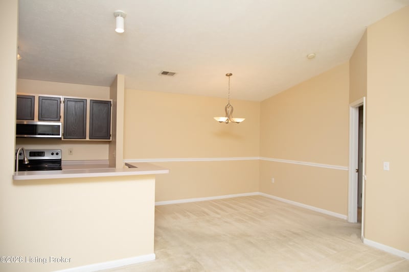 331 Piatt Pl #207, Louisville, KY 40223
