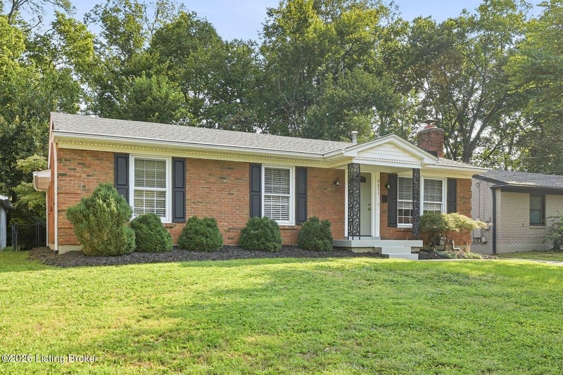3311 Startan Ct, Louisville, KY 40220