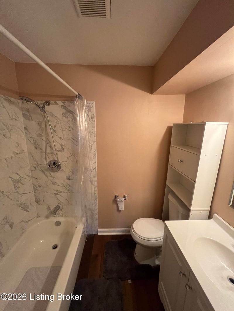 3312 Colonial Manor Cir #6A, Louisville, KY 40218