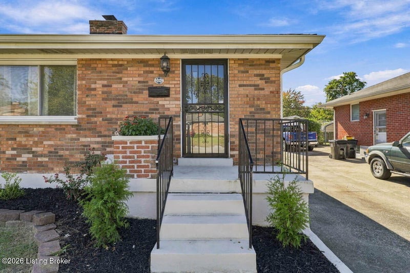 3318 Furman Blvd, Louisville, KY 40220