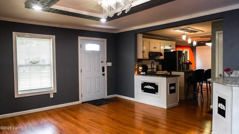 3319 Farnsley Rd, Louisville, KY 40216