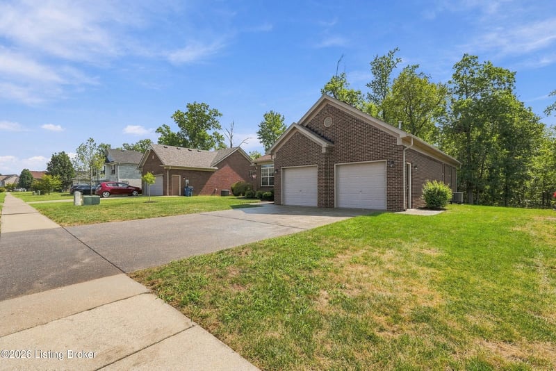 332 Reserves Blvd, Shepherdsville, KY 40165